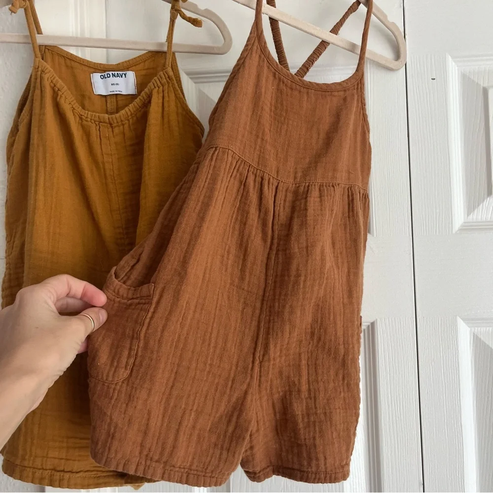 Old Navy Tan Brown and Gold Muslin Cotton Rompers